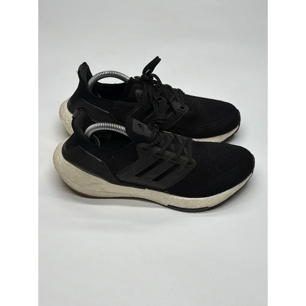 Adidas Ultraboost 22 Black Running Shoes‎ Men's Size 8